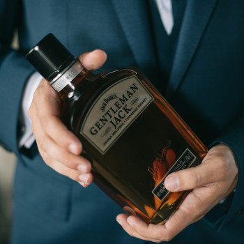 Top 10 whiskey-uri bune de oferit cadou – Recomandări pentru ocazii speciale