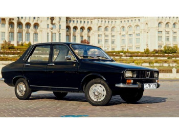 Plimbare inedită cu Dacia 1300 în București