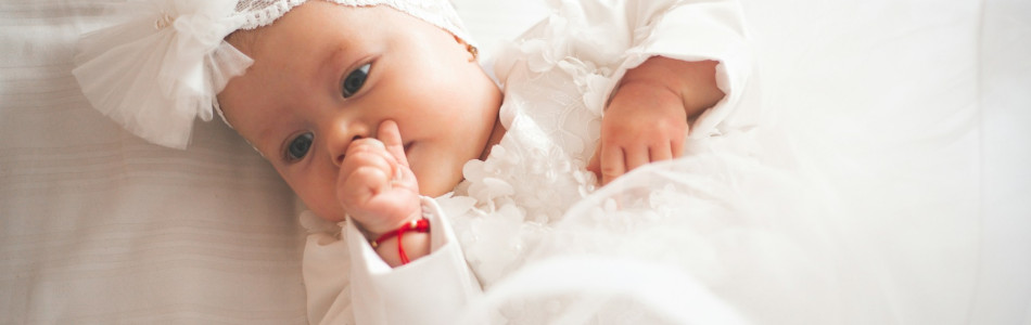 Ghid de cadouri pentru botez: idei practice, educative și investiții inteligente pentru finuți