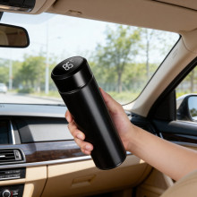 Termos smart cu afișaj pentru temperatură
